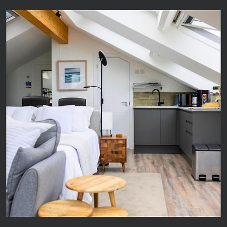 Uno St Ives - Luxury Serviced Accommodation Zewnętrze zdjęcie